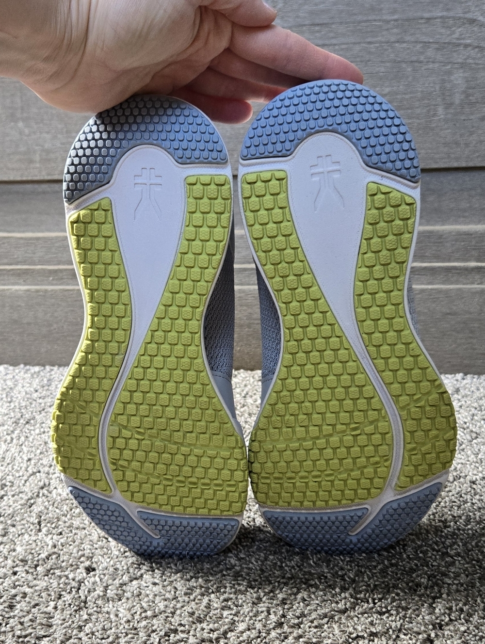 KURU QUANTUM 2 Light Grey and Lime Athletic Sneakers NEW size 9.5 - Picture 8 of 11
